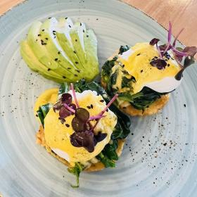 Green Benedict