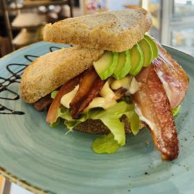 cd4b7119 5dea 472f 9677 4b1dae44a96c